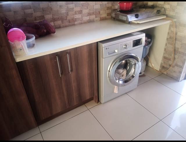 4 BEDROOM HOUSE FOR SALE IN SUNWARD PARK